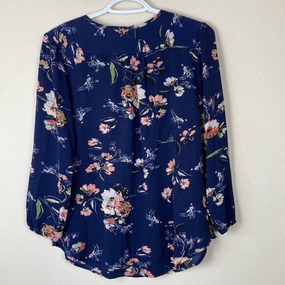Fun2Fun Navy Floral Split Neck Kenmore Pullover Blouse Size XS (N2) - Picture 4 of 9